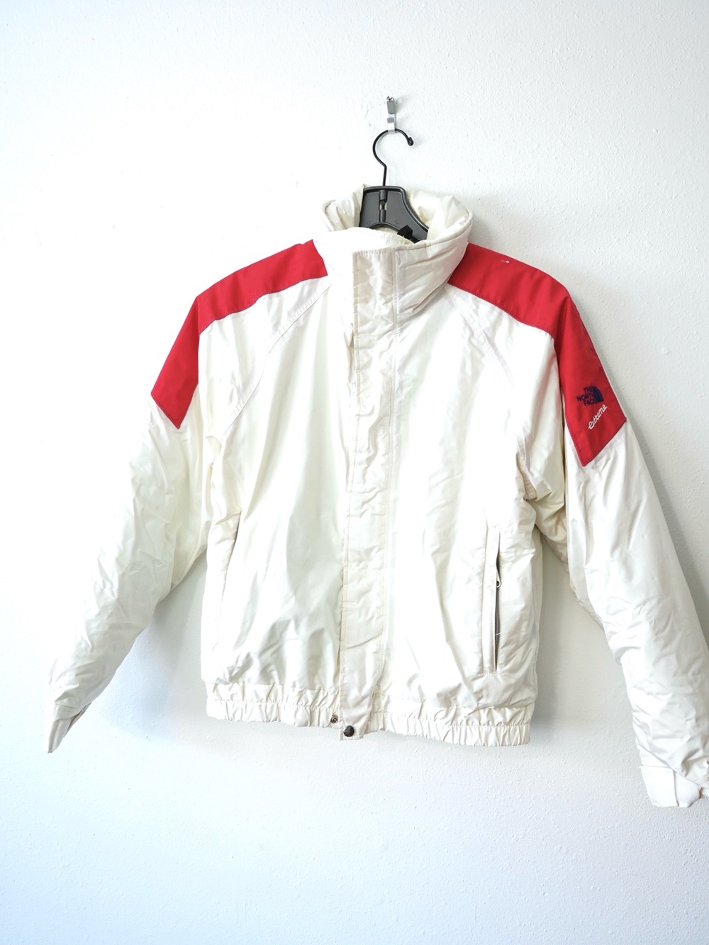 Vintage The North Face Extreme Gore-Tex Jacket Men’s Size Medium Ivory Red USA